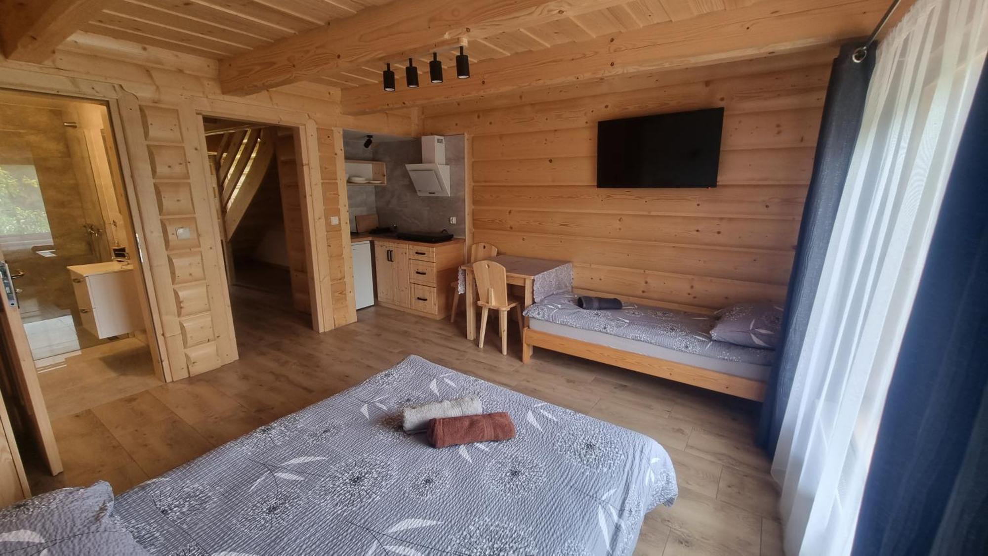 Pod Grusza Guest House Dzianisz Екстериор снимка