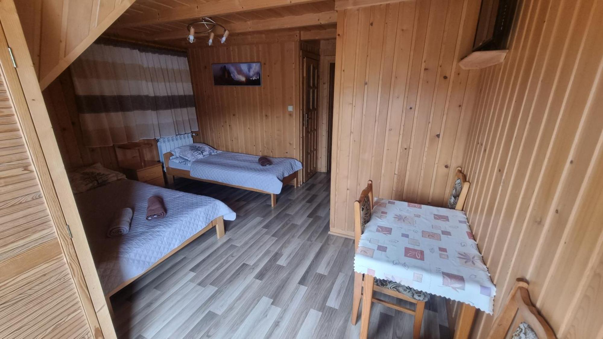 Pod Grusza Guest House Dzianisz Екстериор снимка
