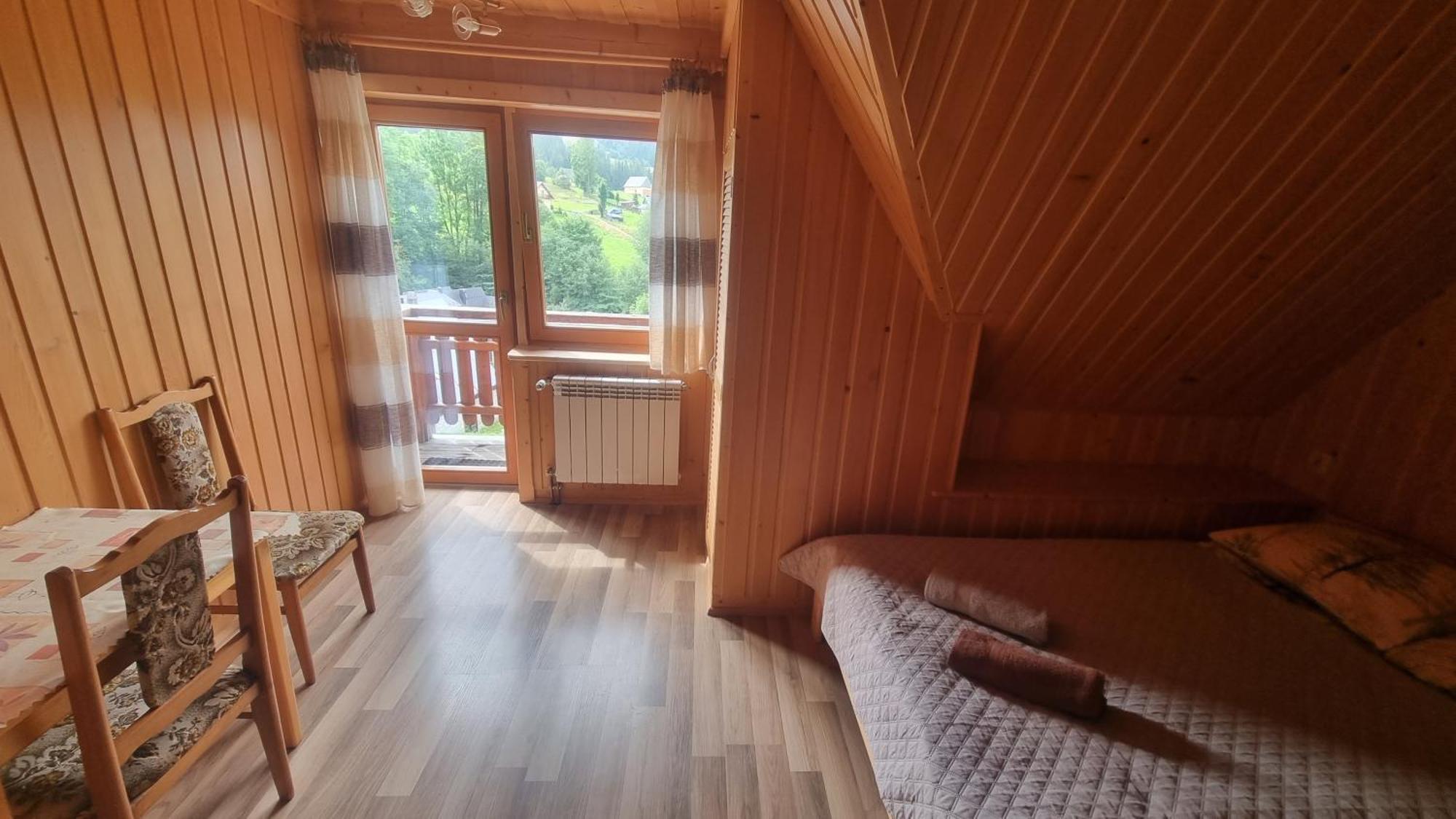 Pod Grusza Guest House Dzianisz Екстериор снимка