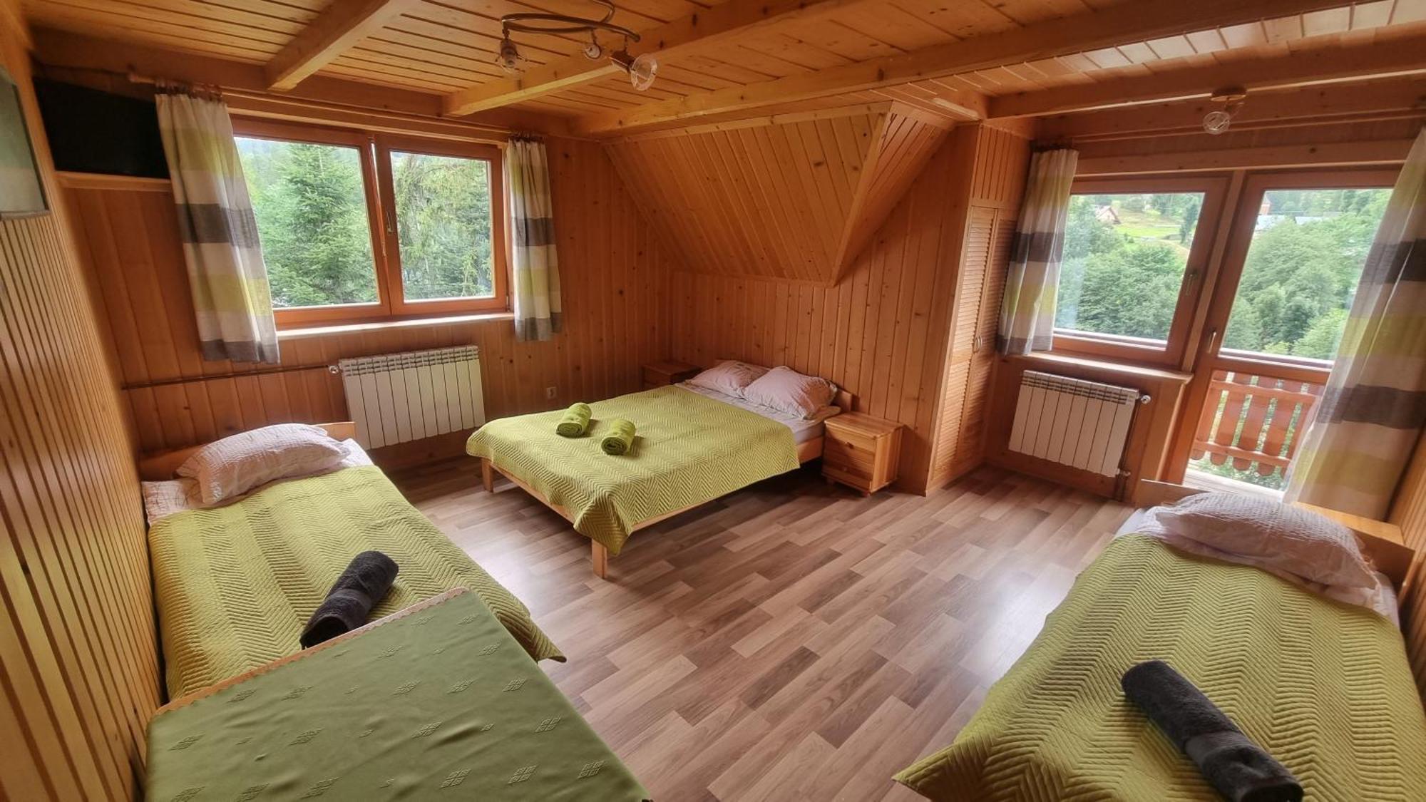 Pod Grusza Guest House Dzianisz Екстериор снимка