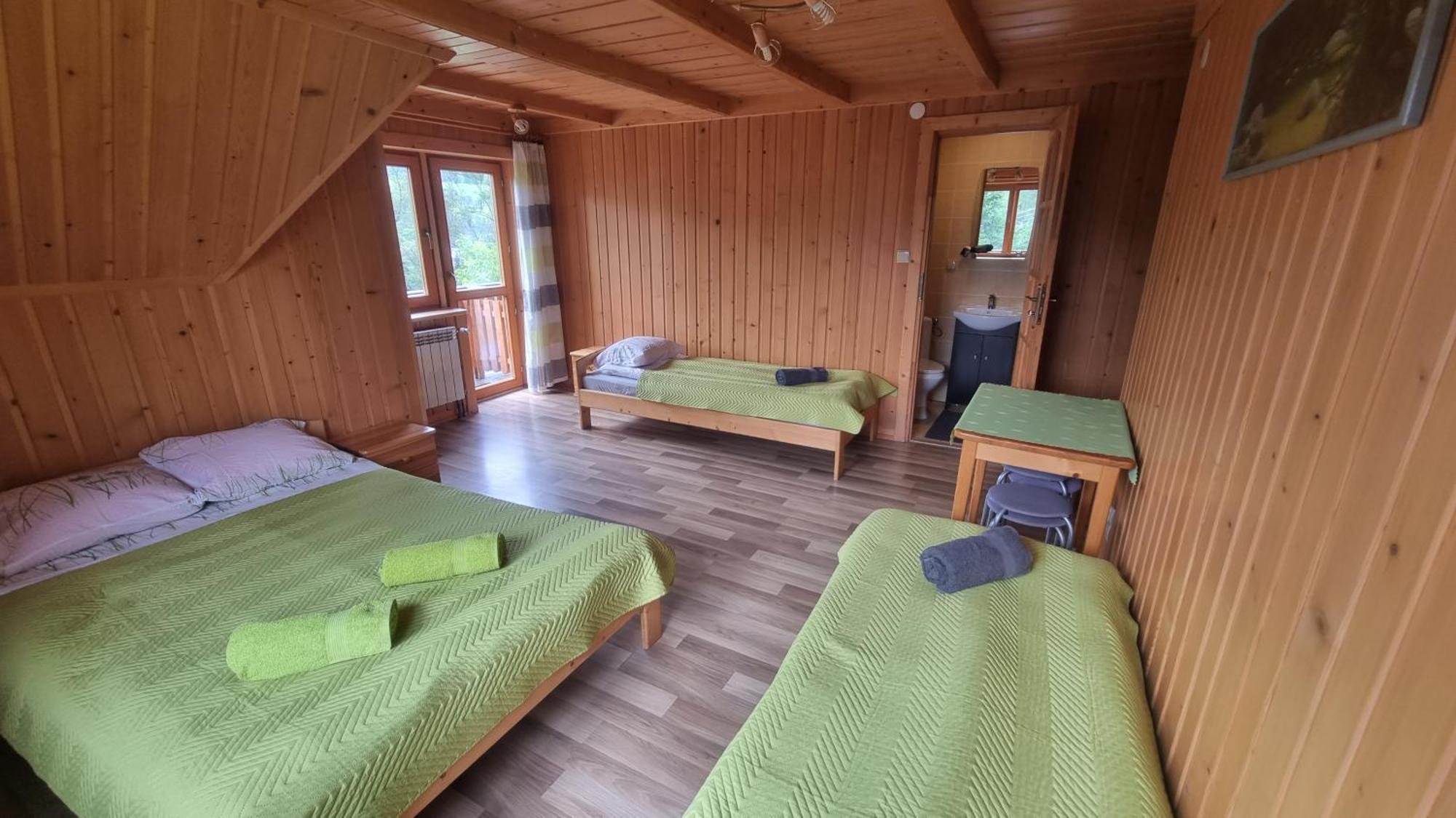 Pod Grusza Guest House Dzianisz Екстериор снимка